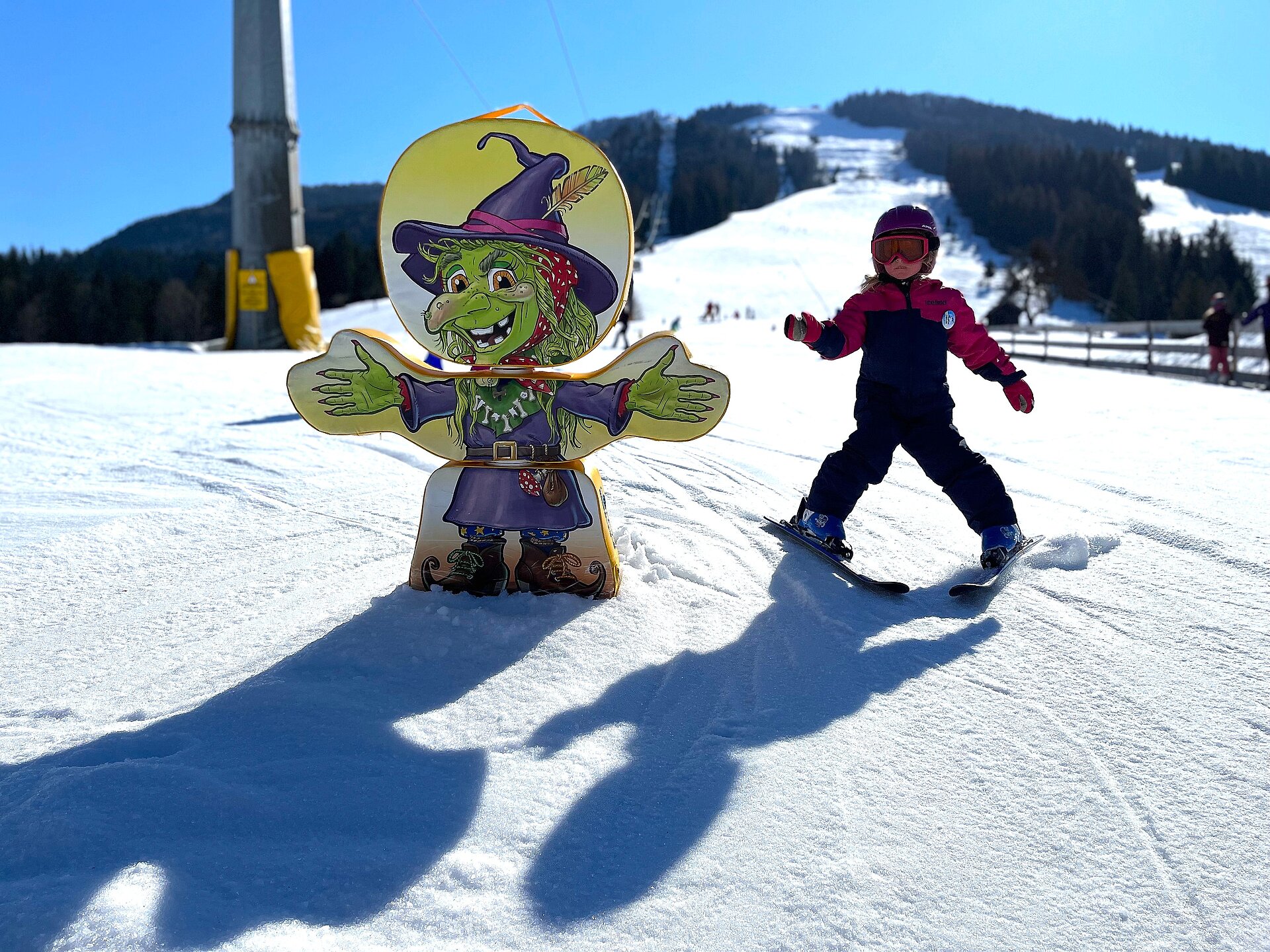 <p>Kinderskikurs im Kinderland an der Talstation</p>